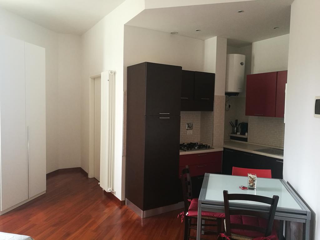Апартаменты Residenza Piazza Dei Martiri 8 Болонья Экстерьер фото